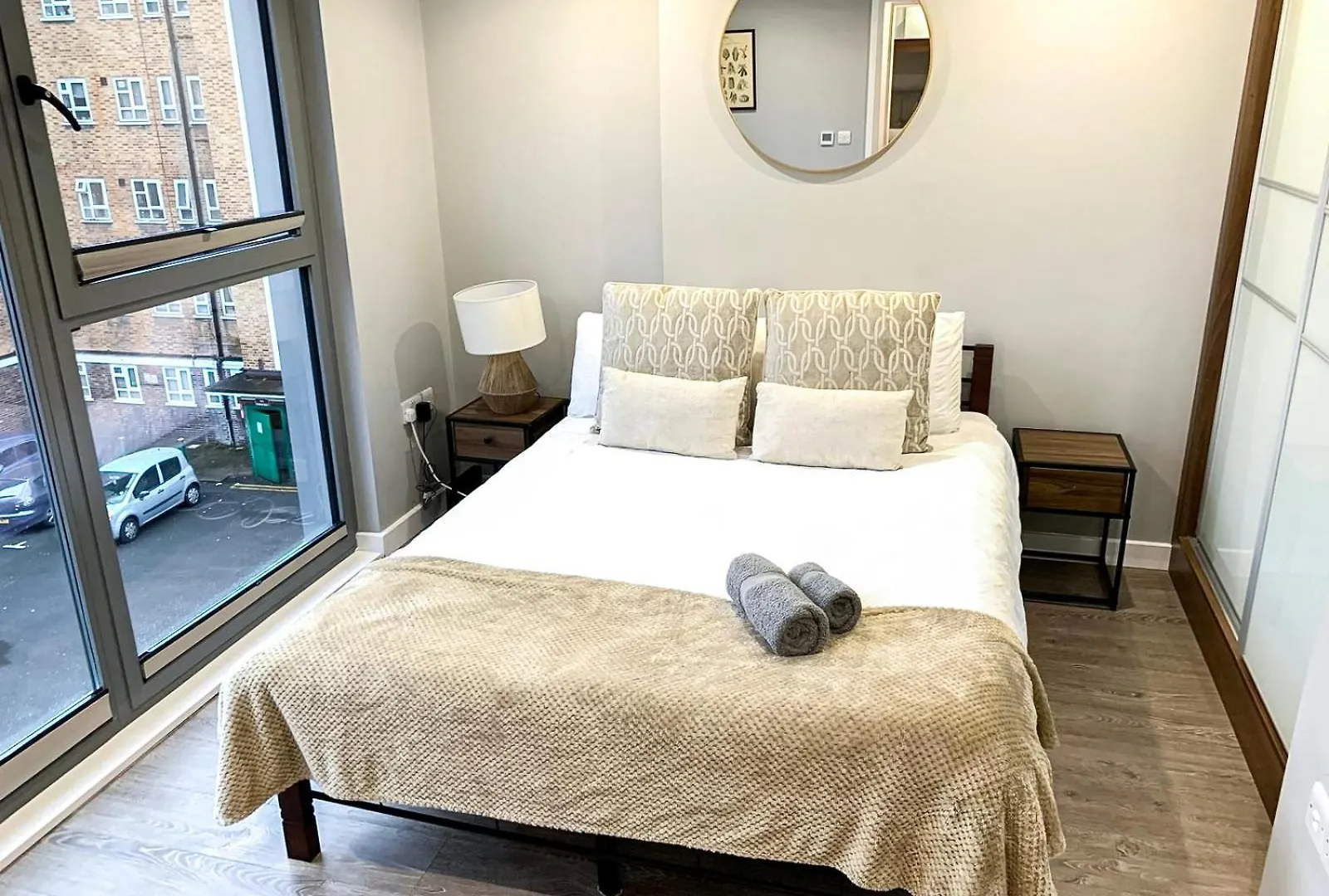 Contemporary Apartments With Private Terraces In Shoreditch, Hoxton, Islington London