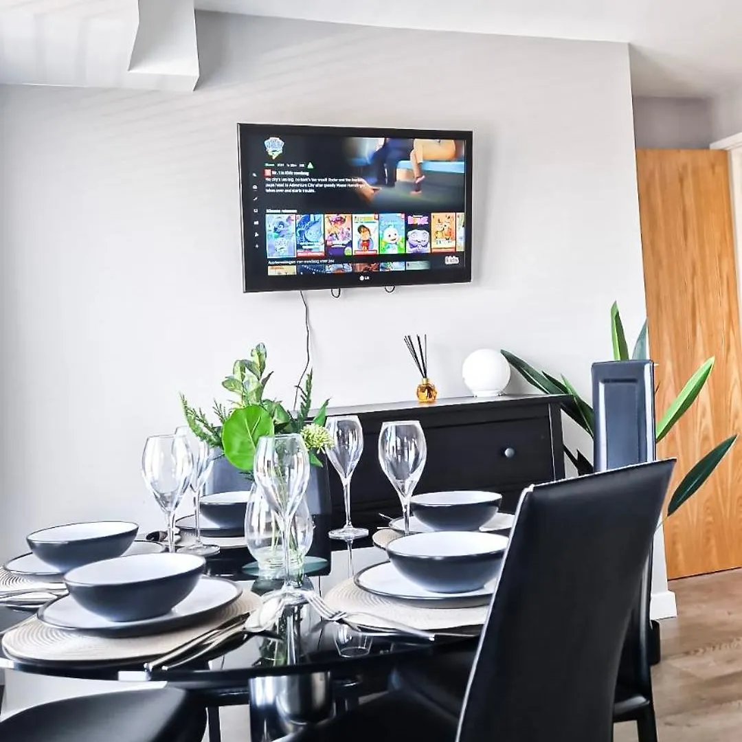 Contemporary Apartments With Private Terraces In Shoreditch, Hoxton, Islington London 0*,  United Kingdom