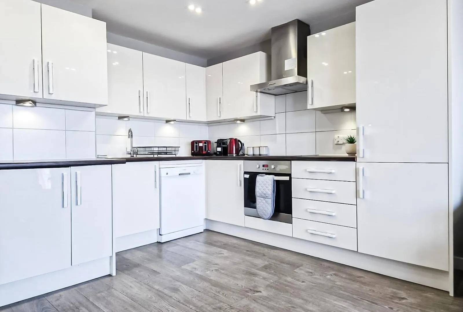 Contemporary Apartments With Private Terraces In Shoreditch, Hoxton, Islington London