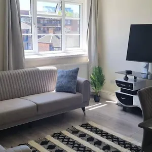 Stylish & Cozy 2-bedroom Flat In Hoxton & Shoreditch Apartment London